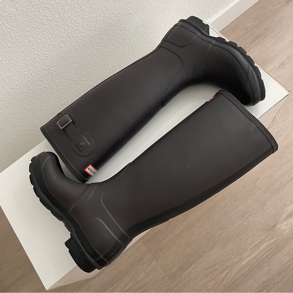 Hunter dark gray tall rubber rain boots - Picture 7 of 13